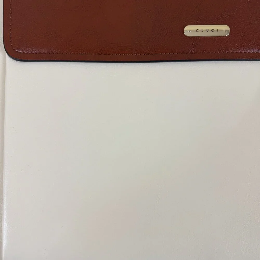 Like New CLUCI women's leather breifcase